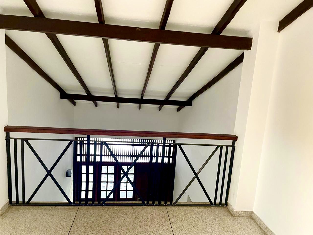 𝐃𝐄𝐋𝐊𝐀𝐍𝐃𝐀 – 𝐑𝐀𝐓𝐇𝐀𝐍𝐀𝐏𝐈𝐓𝐈𝐘𝐀 𝐏𝐑𝐄𝐌𝐈𝐔𝐌 𝐋𝐀𝐊𝐄 𝐕𝐈𝐄𝐖 𝐅𝐀𝐌𝐈𝐋𝐘 𝐇𝐎𝐌𝐄 𝐅𝐎𝐑 𝐒𝐀𝐋𝐄
