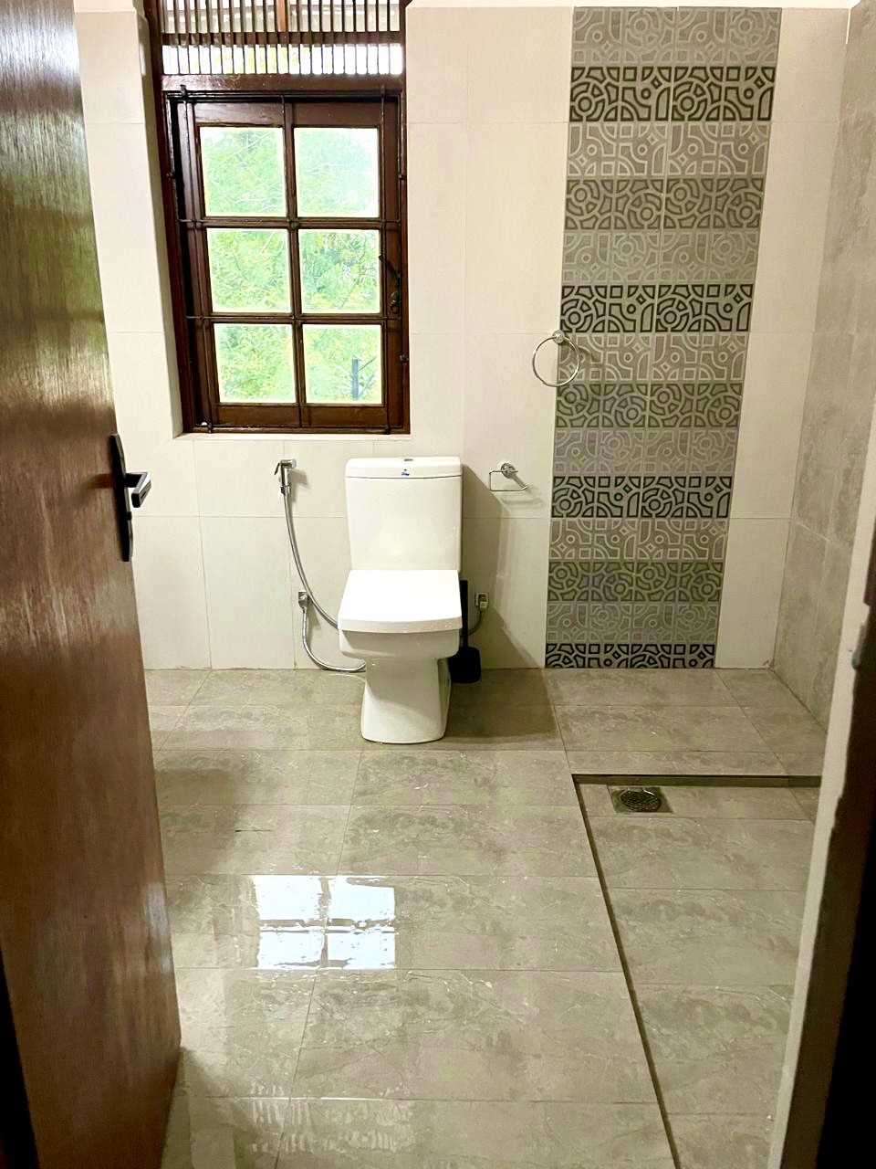 𝐃𝐄𝐋𝐊𝐀𝐍𝐃𝐀 – 𝐑𝐀𝐓𝐇𝐀𝐍𝐀𝐏𝐈𝐓𝐈𝐘𝐀 𝐏𝐑𝐄𝐌𝐈𝐔𝐌 𝐋𝐀𝐊𝐄 𝐕𝐈𝐄𝐖 𝐅𝐀𝐌𝐈𝐋𝐘 𝐇𝐎𝐌𝐄 𝐅𝐎𝐑 𝐒𝐀𝐋𝐄