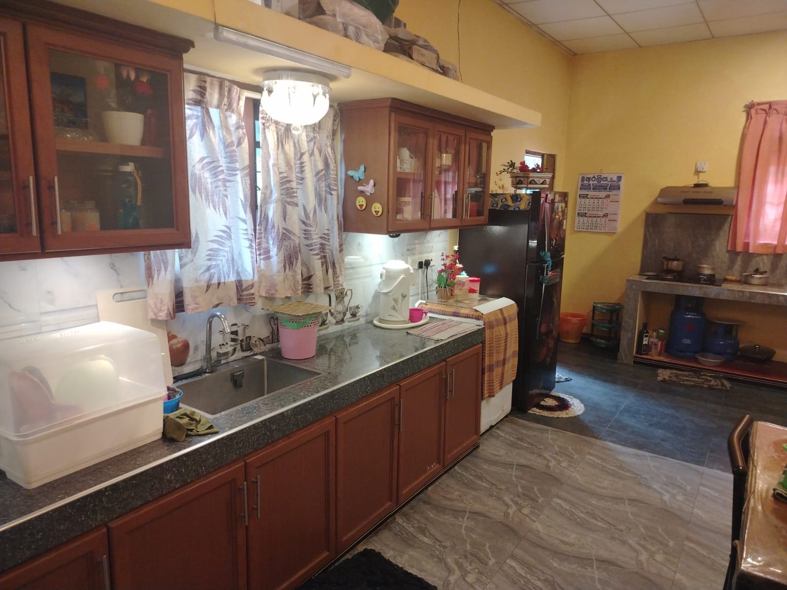 𝐓𝐰𝐨-𝐒𝐭𝐨𝐫𝐞𝐲 𝐇𝐨𝐮𝐬𝐞 𝐟𝐨𝐫 𝐒𝐚𝐥𝐞 – 𝐏𝐢𝐧𝐧𝐚𝐰𝐚𝐥𝐚, 𝐑𝐚𝐦𝐛𝐮𝐤𝐤𝐚𝐧𝐚